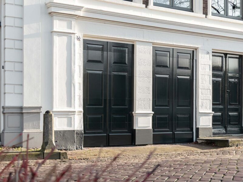 Garage door on Havendijk in Gorinchem