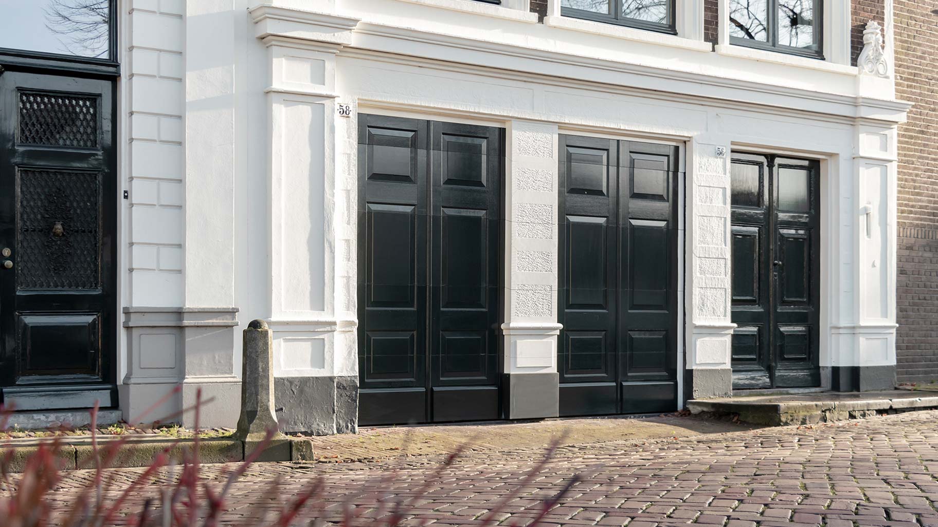 Garage door on Havendijk in Gorinchem