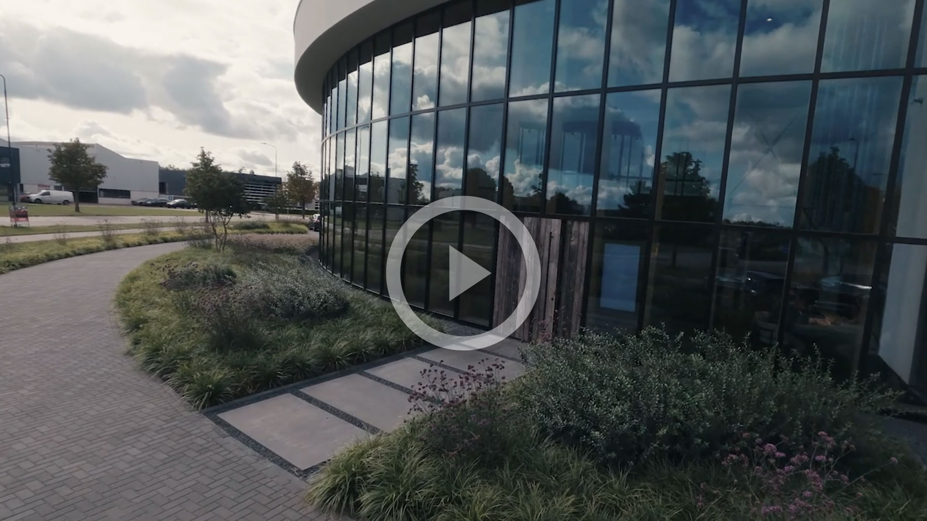 Showroom-video-drone