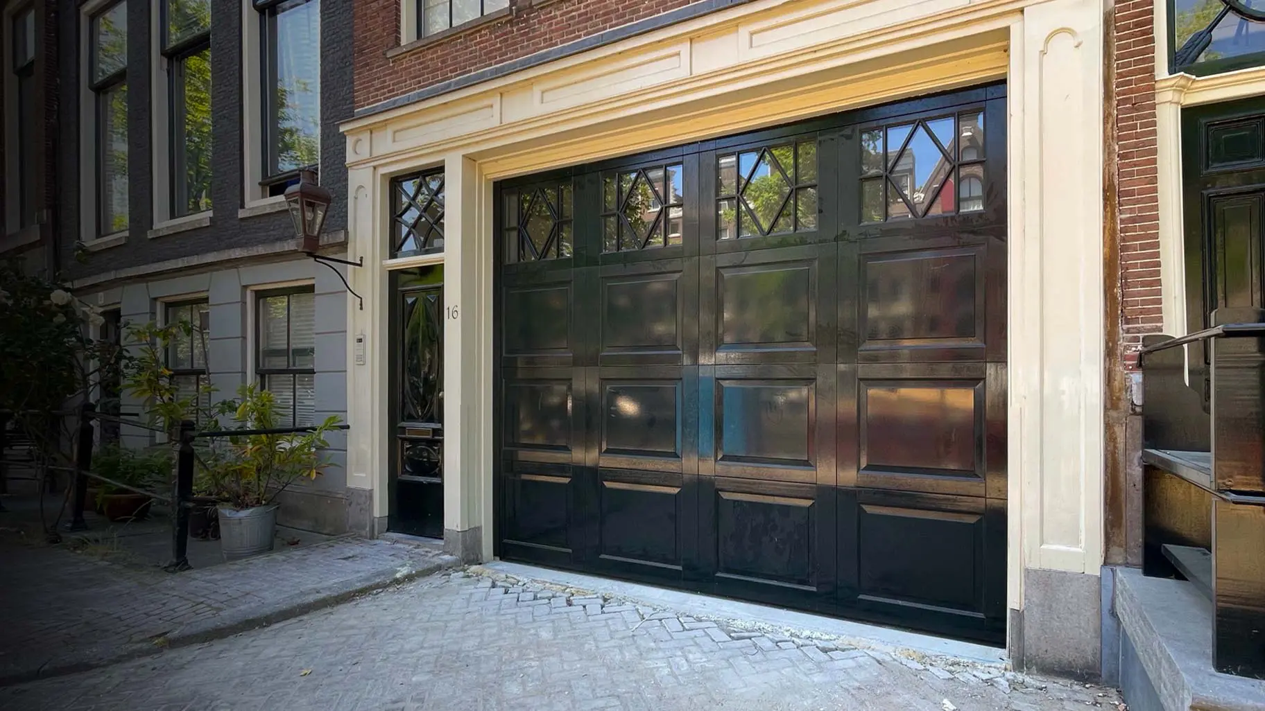 Amsterdam Historic Canal-Side House