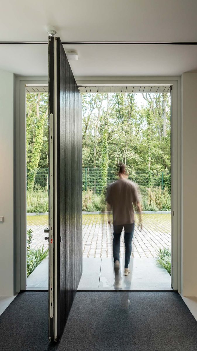 Pivot-Tür mit FritsJurgens-Pivot-System