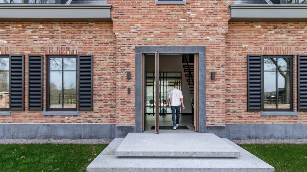 Different Doors - Eingangstüren für Luxuswohnungen (5)